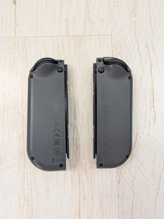 Nintendo Switch LCD 32GB пълен комплект без кутия (възможно договаряне)