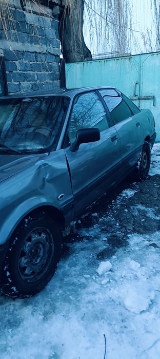 Машина   Ауди 80