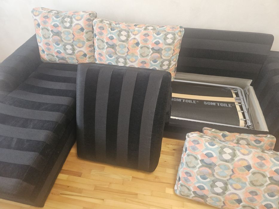 Диван ъглов черен