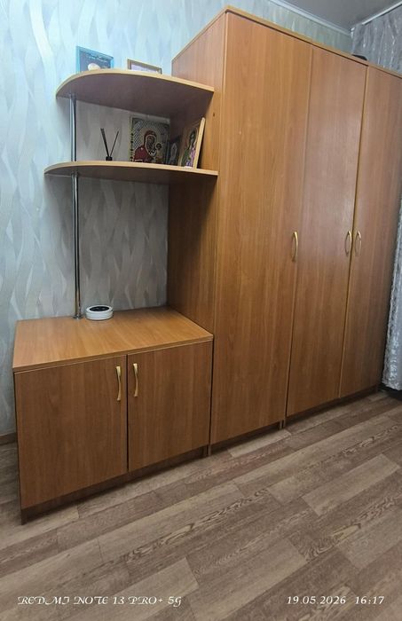Продам мебельную стенку