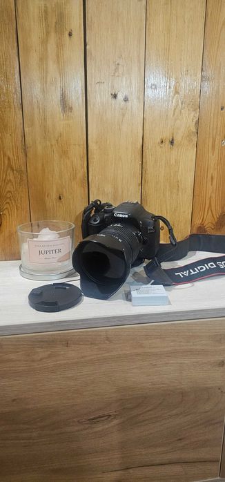 Фотоаппарат цифровой canon EDS 550d с объективом