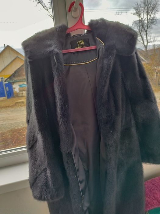 Продам норковую шубу