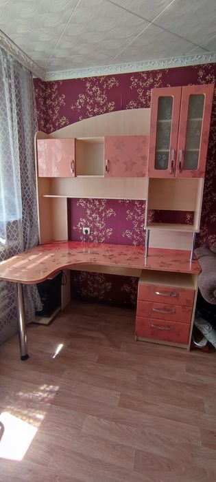 Стол компьютерный, стол для учебы