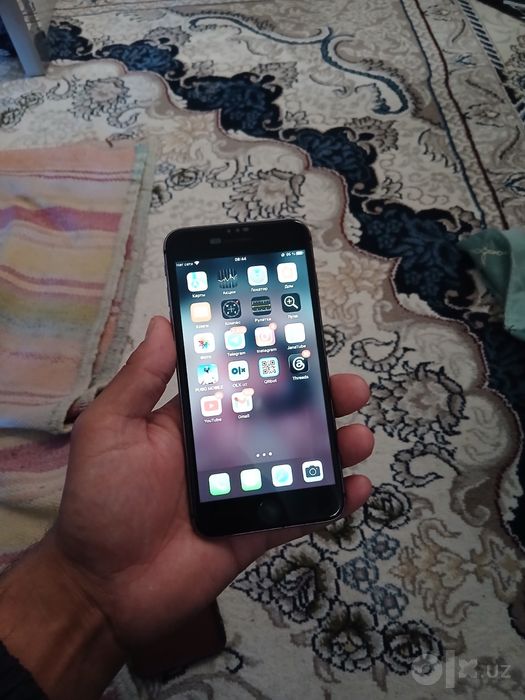 Iphone 8 + yaxshi holatda