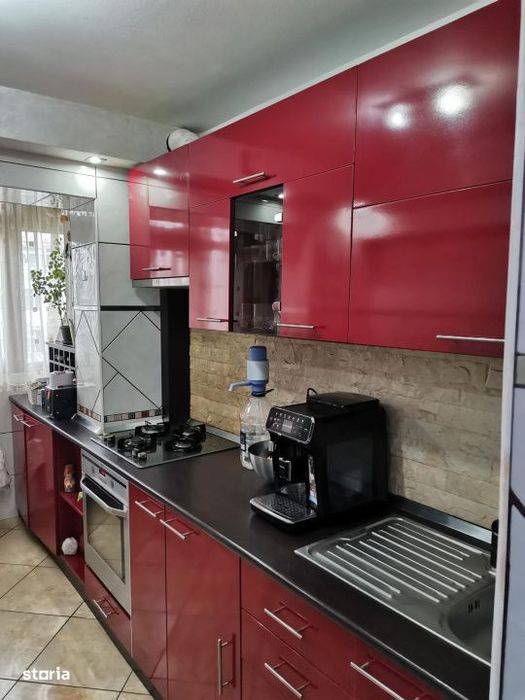 Apartament 3 camere, 77 mp, zona Vest