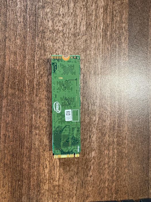 Ssd Intel 2TB plus 3 HDD, 2 4T si unul de 6T