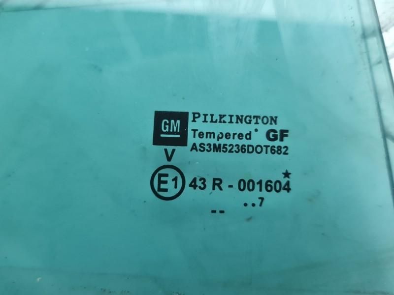 Geam fix usa dreapta spate Opel Astra H