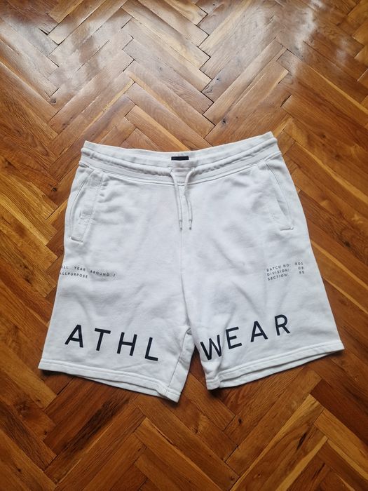 Страхотни мъжки къси панталони H&M размер M /L