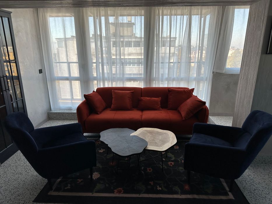 Дава се под наем Тристаен апартамент в Варна, Колхозен пазар - 80 кв.м за 650 € - Снимка #3