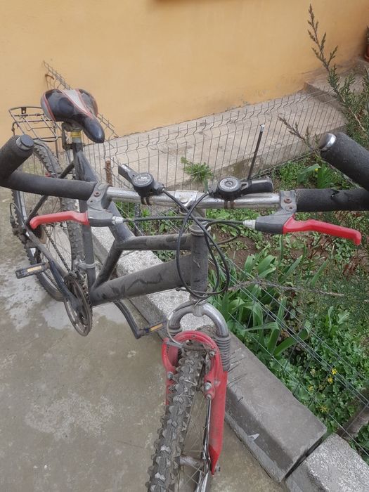 Vind bicicleta stare buna 400ron