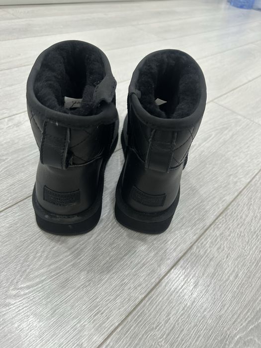 Продам новую обувь