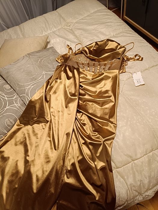 Рокля сатен официална