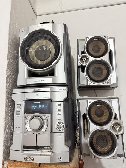 Музыкальный центр sony