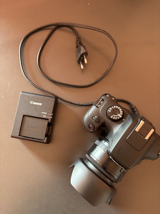 Canon EOS 4000D putin folosit