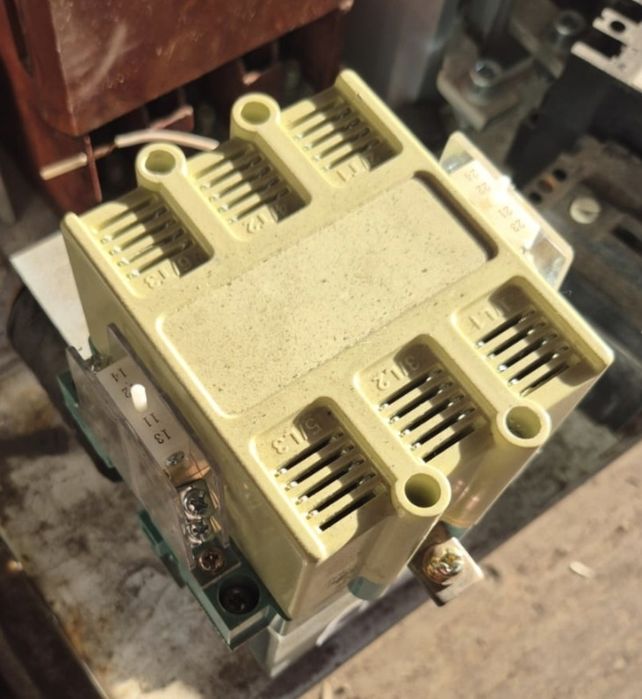 Контактор МК6-10 400 А