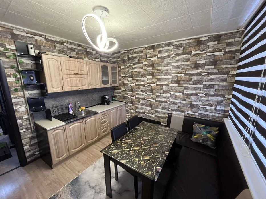 Дава се под наем Тристаен апартамент в Самоков - 100 кв.м за 459 € - Снимка #7