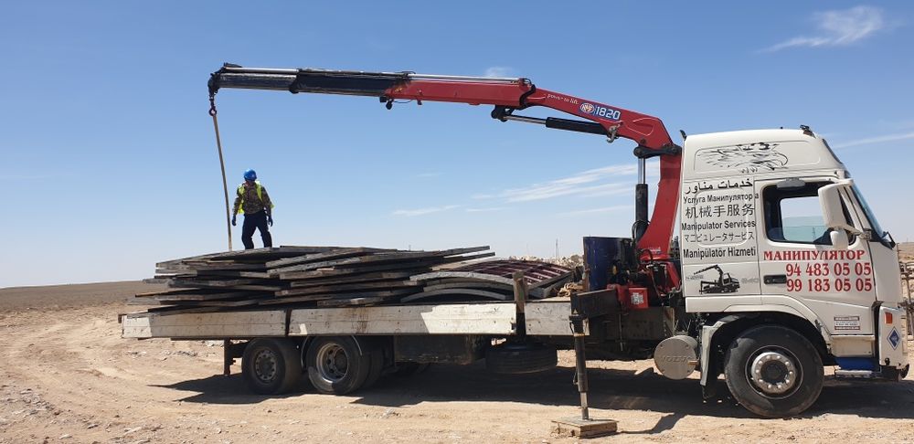 Volvo manipulator sotiladi