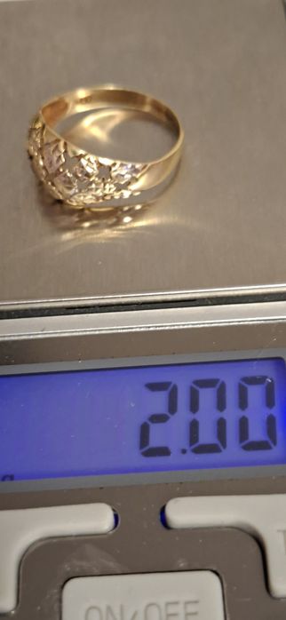 Inel superb de aur 14 k.