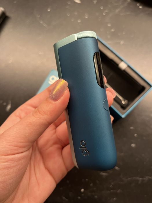 Glo albastru/negru neutilizat