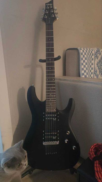 Schecter C-6 Deluxe SBK Satin + Комбоусилитель Marshall CODE25-E