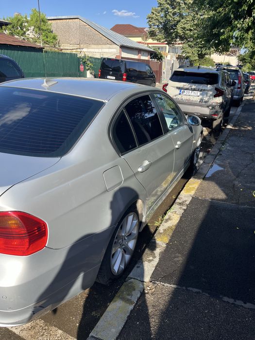 BMW 320i Benzina