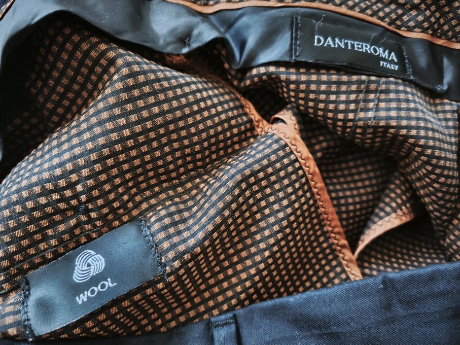 Продам мужские пиджаки