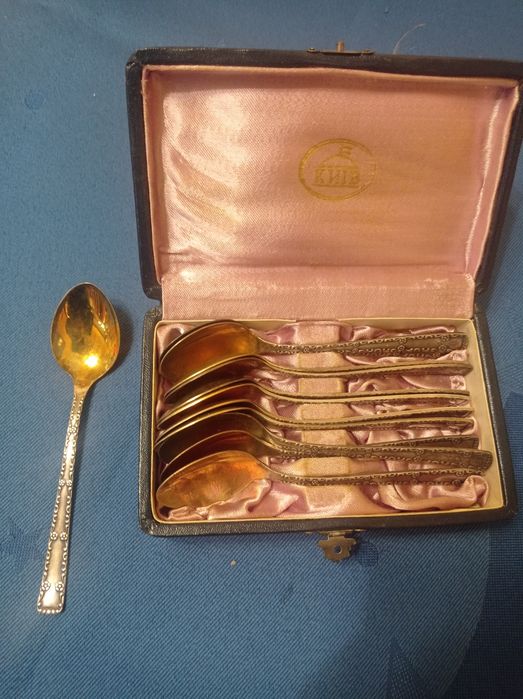 Позлатени лъжици