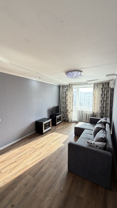 Продается 2-х комн.кв с техникой , 1990 г