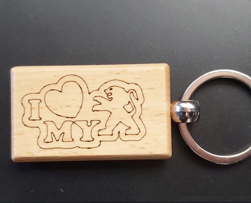 Ключодържател с гравирано лого пежо