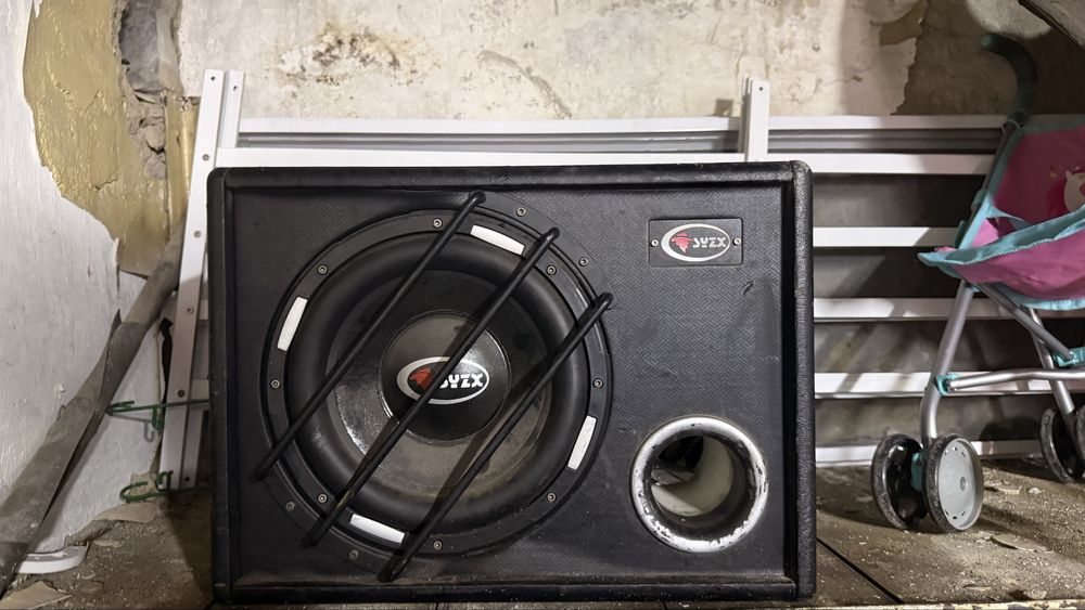 Продам сабвуфер