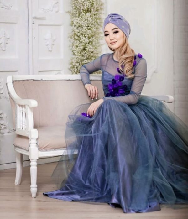 Платье вечернее, нарядное, пышное