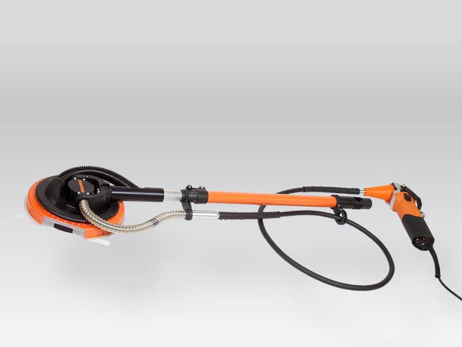 Inchiriez Girafa Flex slefuit pereti si tavane, Masina Canelat