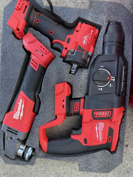 Комплект Milwaukee M18 4 Инструмента