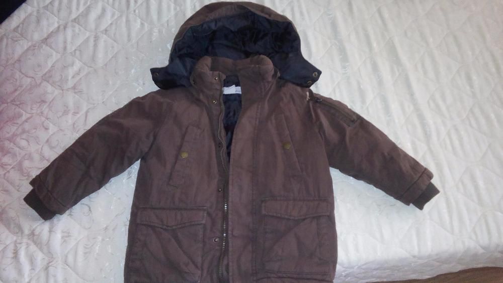 Продавам зимно яке за момче H & M размер 98