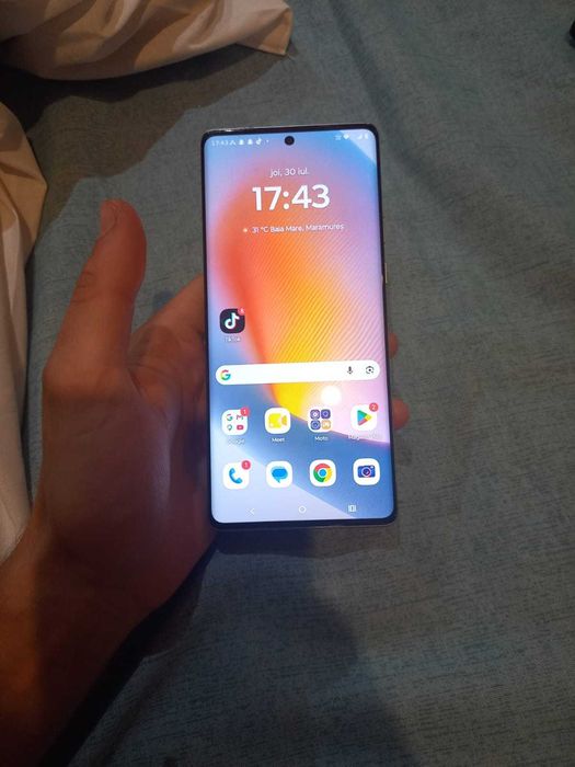 Vând telefon urgent
