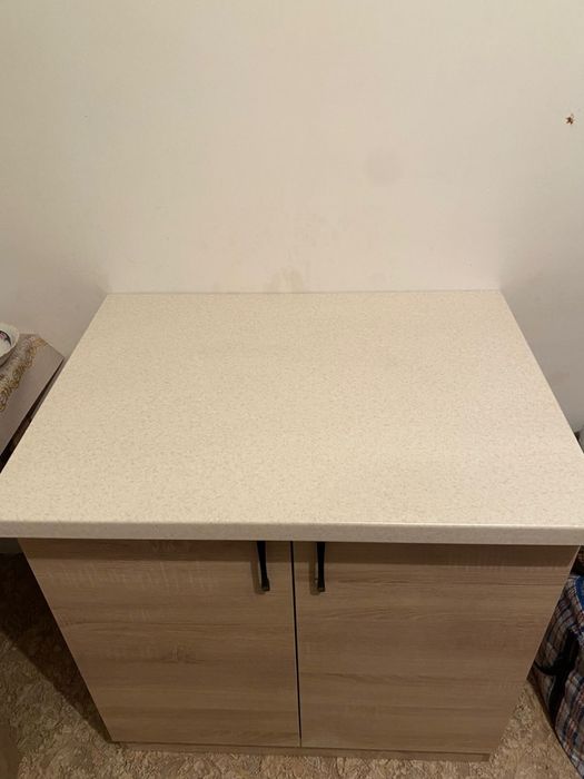 Продам напольный шкаф