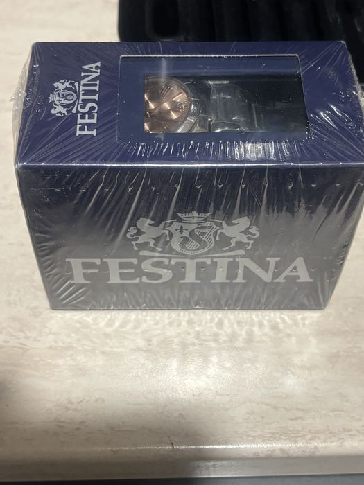 Често нов дамски часовник Festina