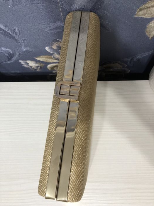 Продам клатч сумку