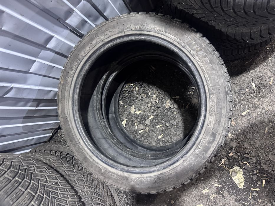 Шины  225/55/16   2 шт Мишлен