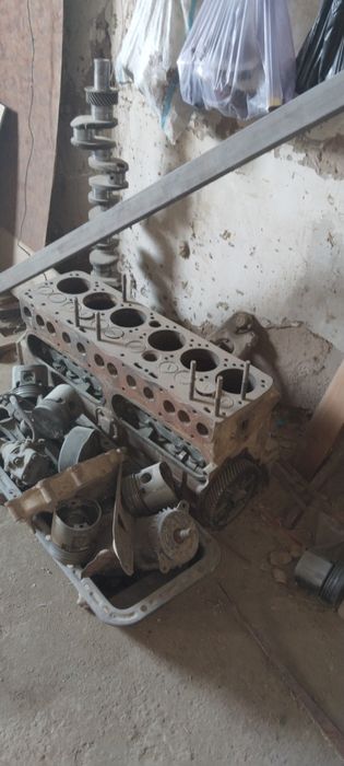 ЗИЛ матор 6 слиндирлизапчасга сотилади.