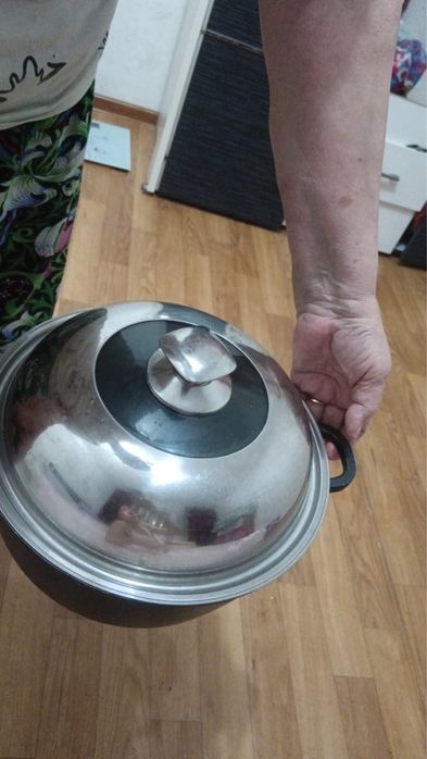 Кострюля с крышкой 5л