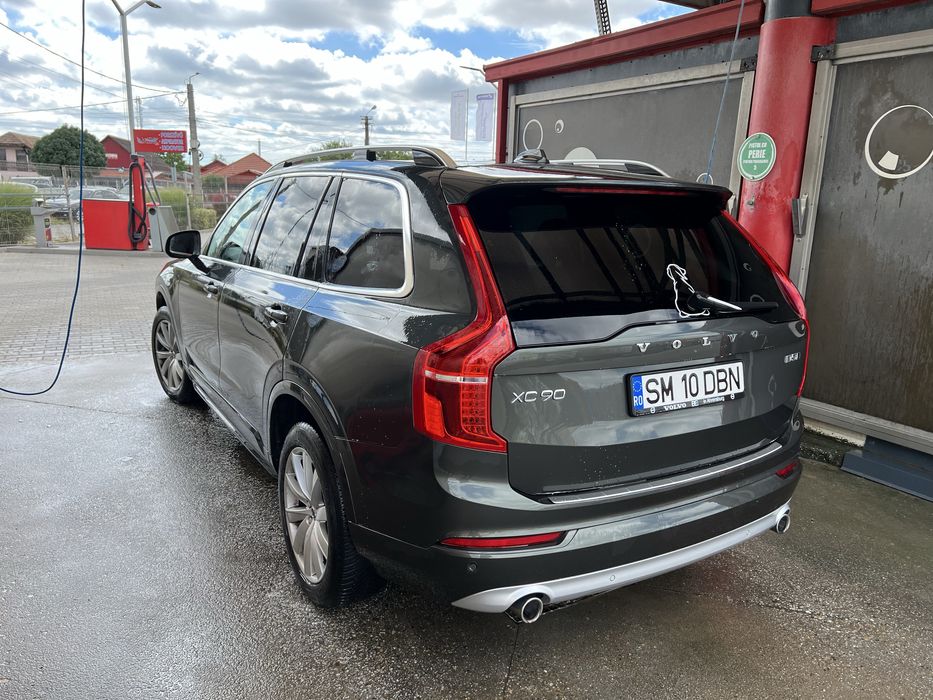Volvo XC90 D5, 4x4, 2019, 7 locuri, cadou 4 anvelope de vara