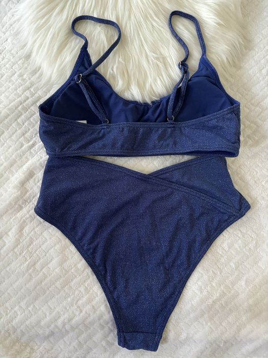 Чисто нов бански