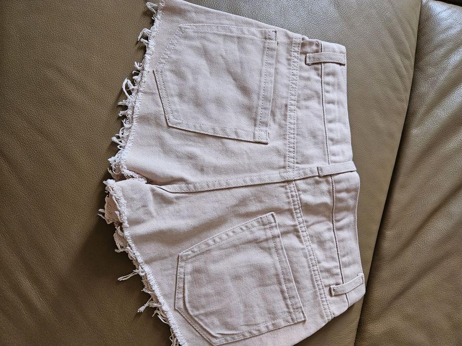 Pantaloni scurți de blugi Forever21