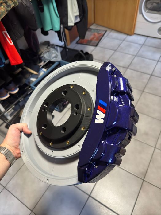 Bmw  спирачен диск лампа