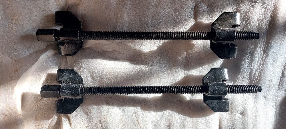 Стяжка для пружин авто