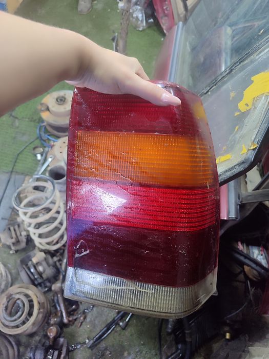 Продам капот, багажник,двери на Опель