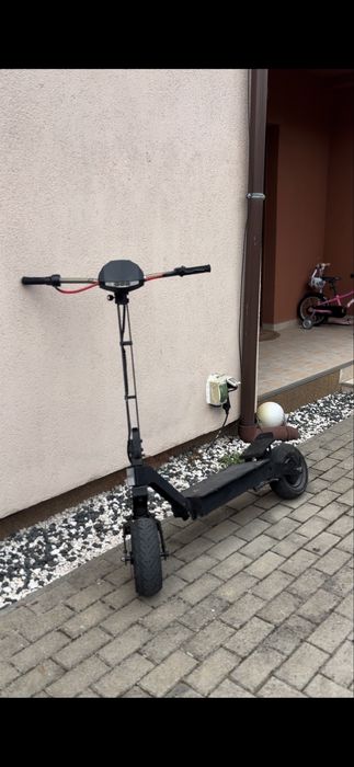 Trotineta Kukrin g4  electric