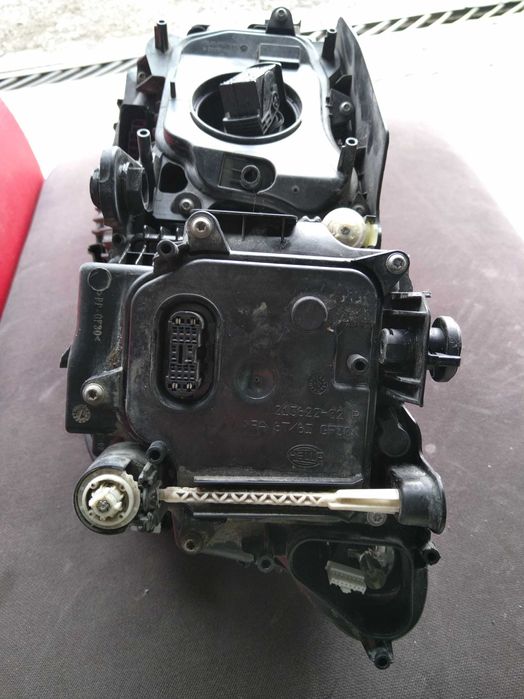 Десен фар VW Touareg 3 2022