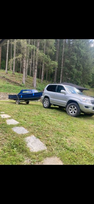 Barcă  cu motor de 4 cai si peridoc